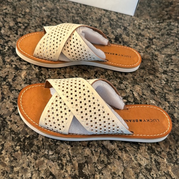 Lucky Brand Dadeen nigiri woven embossed slide NIB 9.5 - Picture 4 of 8